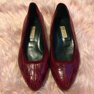 GUCCI Vintage Red Leather Shoes